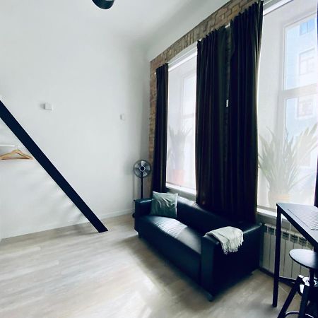 B&W Apartment Riga Ngoại thất bức ảnh