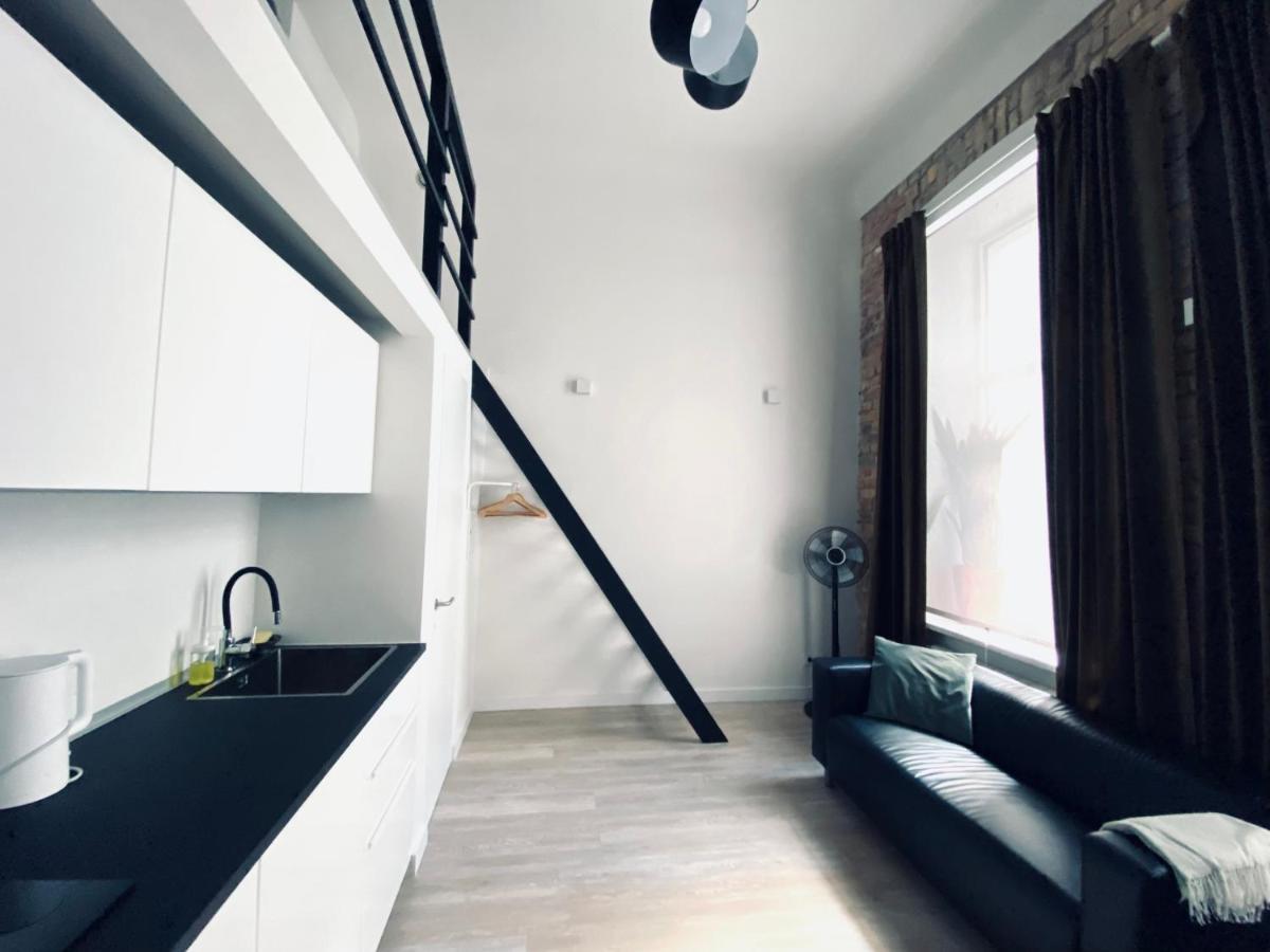 B&W Apartment Riga Ngoại thất bức ảnh